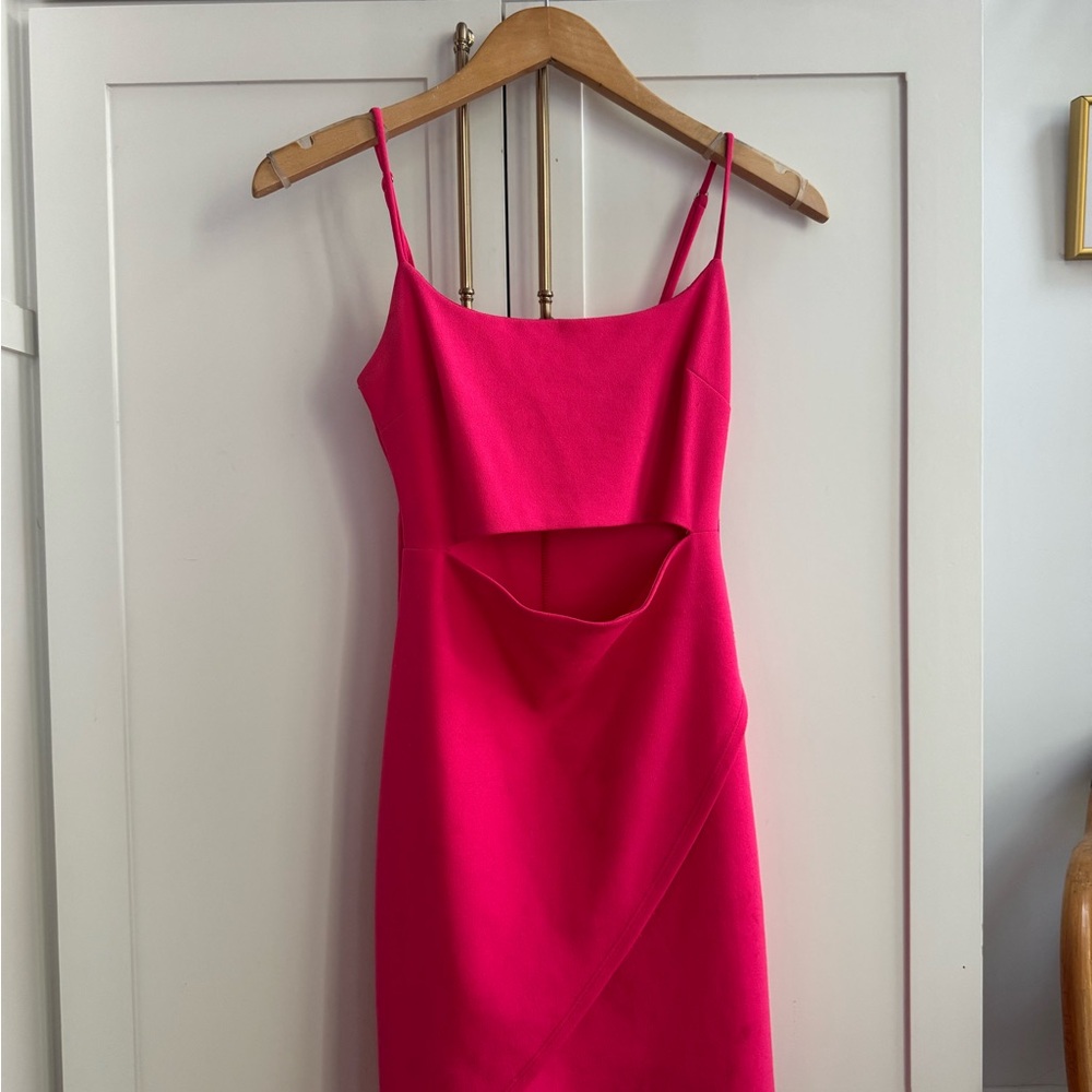 Elegant Pink Sleeveless Dress